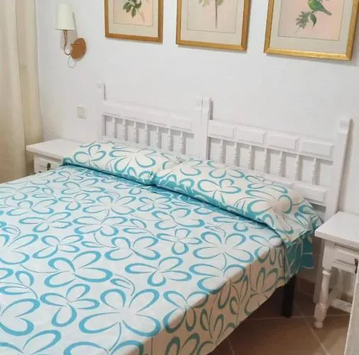 Urb La Felicidad דירה דניה