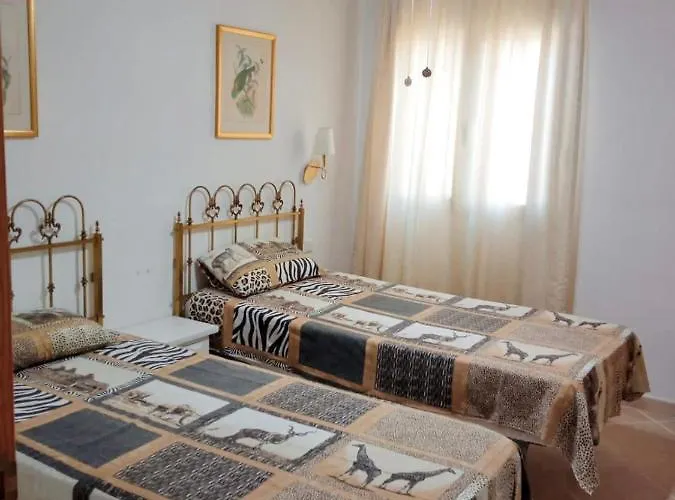 Urb La Felicidad * دينايا